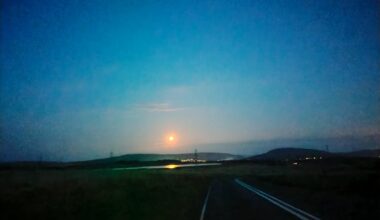 Pony dodging, moon chasing