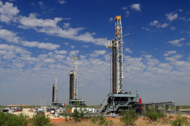 Decline in Drilling Permits Points to Production Plateau