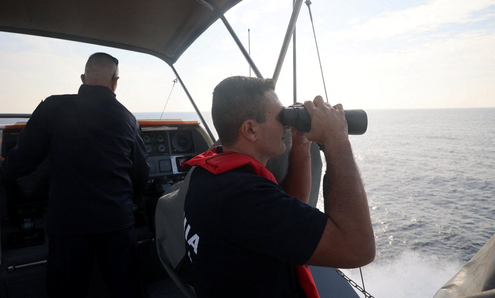 cover Syria takes migrants heading for Cyprus back