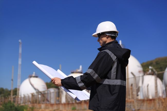 Project Developments Chug Along in Wake of LNG Pause