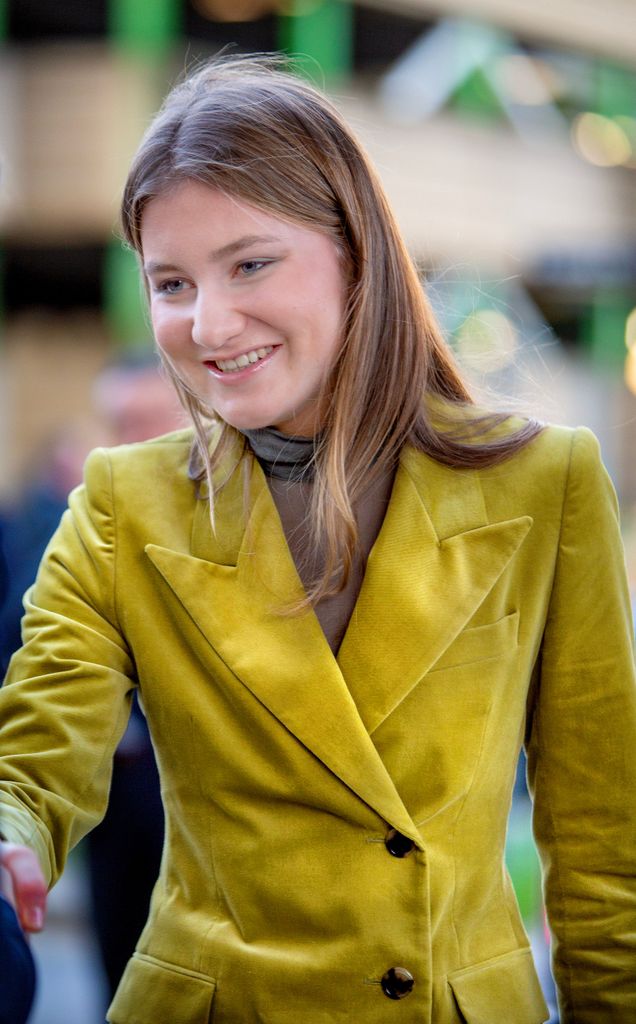 Princess Elisabeth in a green coat
