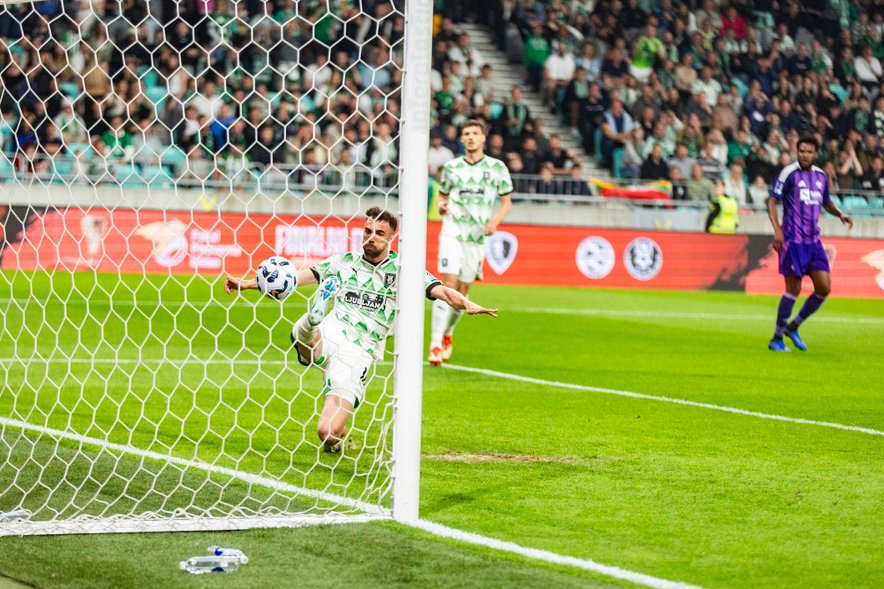 Jurgen Celhaka je skušal popraviti napako, a mu to ni uspelo.