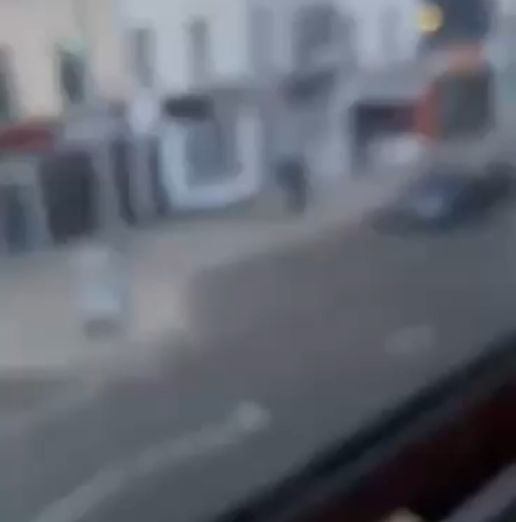 Armed standoff on Bangor High St.