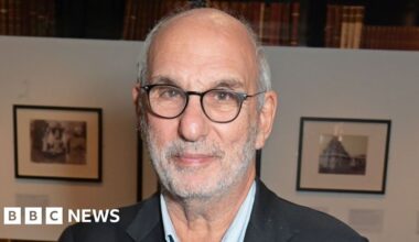 Alan Yentob: BBC arts broadcaster dies aged 78