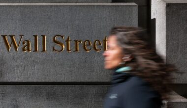 Stressed US companies restructured more debt in April