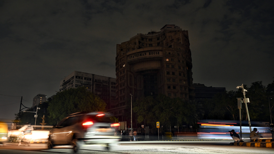A Blackout at Statesman House, as part of the mock drill ordered by the MHA, in New Delhi on Wednesday. (ANI)