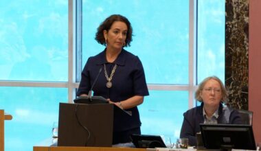 Oproep burgemeester Halsema aan kabinet: roep Israëlische regering tot de orde