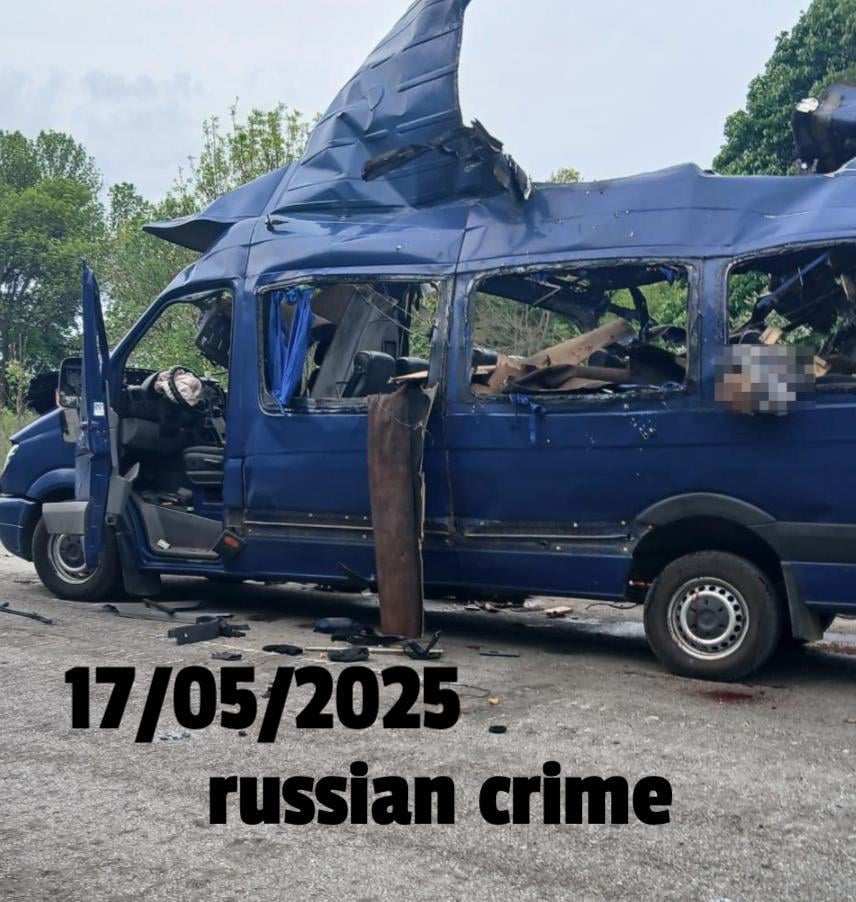 A Russian drone hits an evacuation bus from Bilopillia to Sumy: 9 dead, including a family. 7 people were wounded. The enemy continues to shell civilians. Eternal memory to the victims.