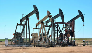 WTI Crude Oil Down - Energy Markets Brace for Extended Volatility