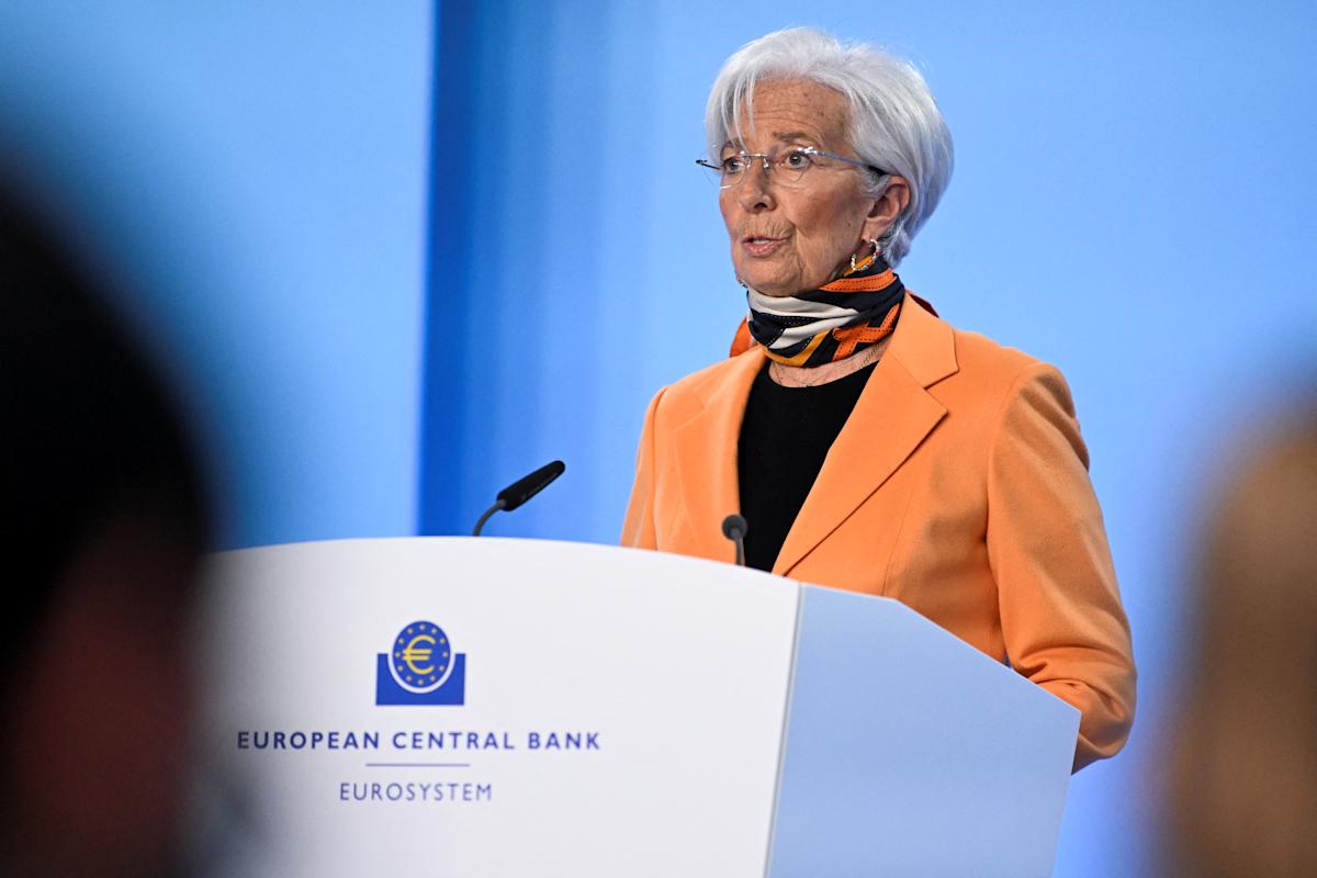 EU economy grew by estimated 0.4% in fourth quarter