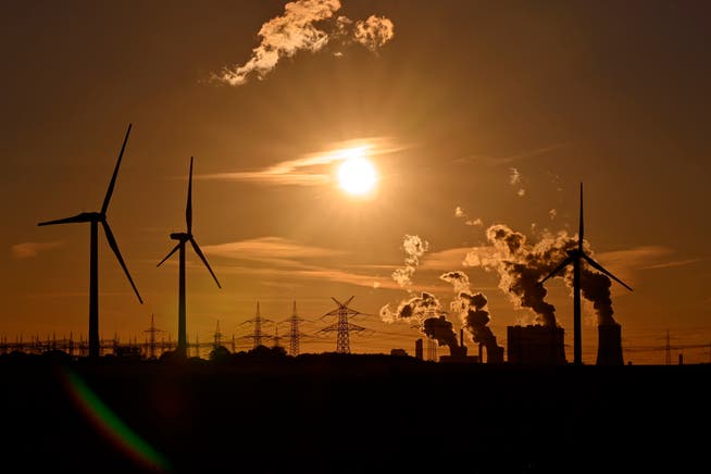 Trotz des verstärkten Ausbaus der Windkraft droht Deutschland seine Klimaschutzziele langfristig zu verfehlen.