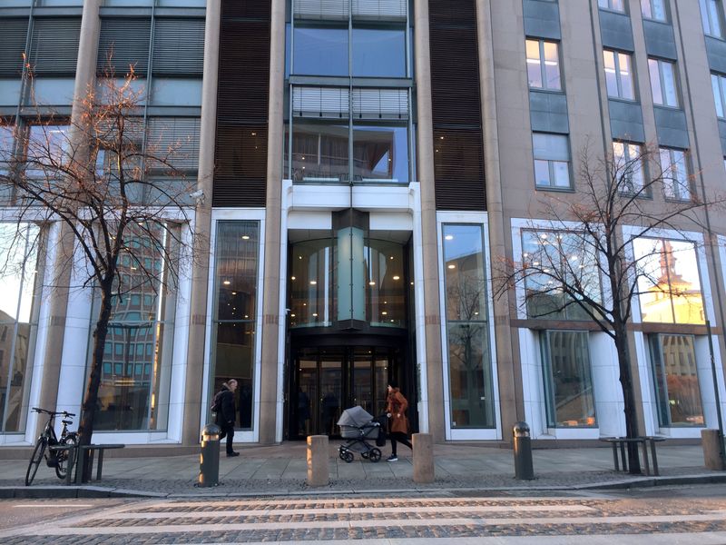 Norway parliament orders restart to frontier oil and gas exploration licensing