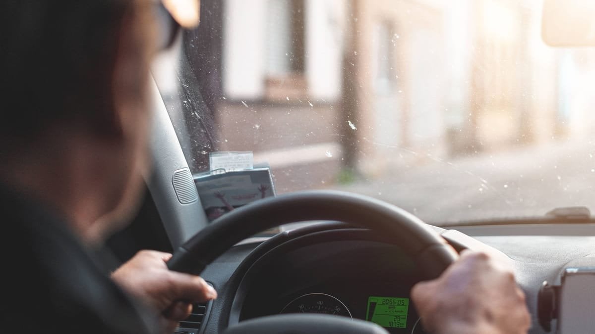 Führerschein: Sollten Senioren ihre Fahrerlaubnis abgeben?