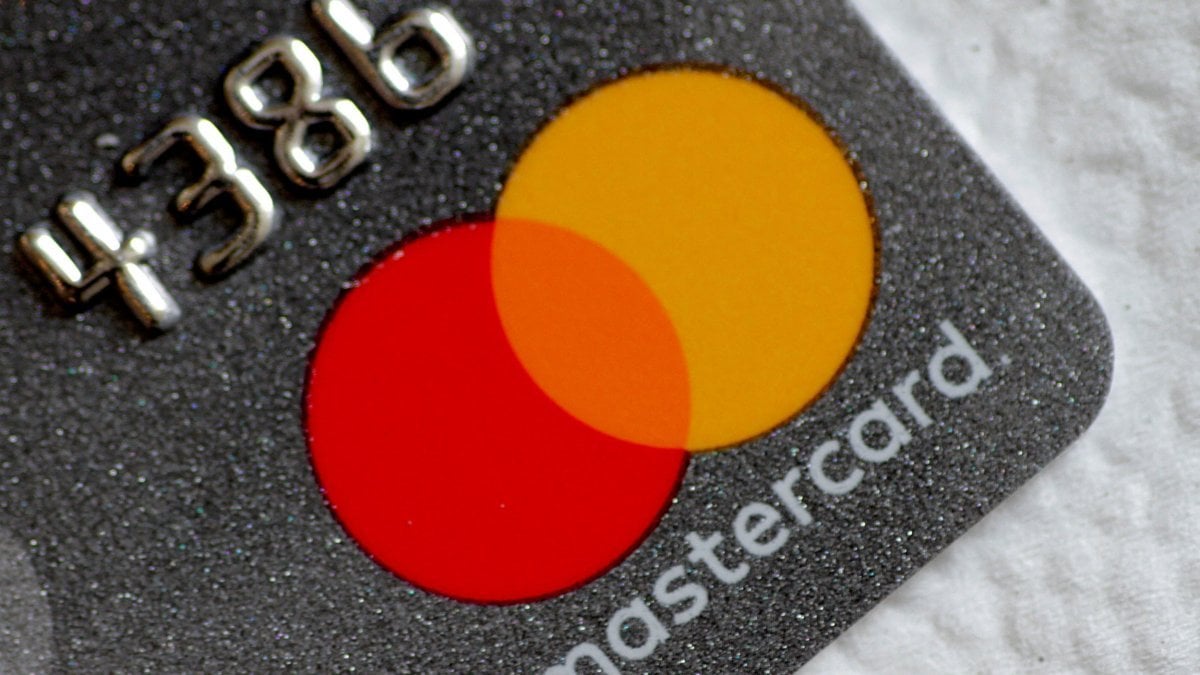 Mastercard paying £200m compensation to customers