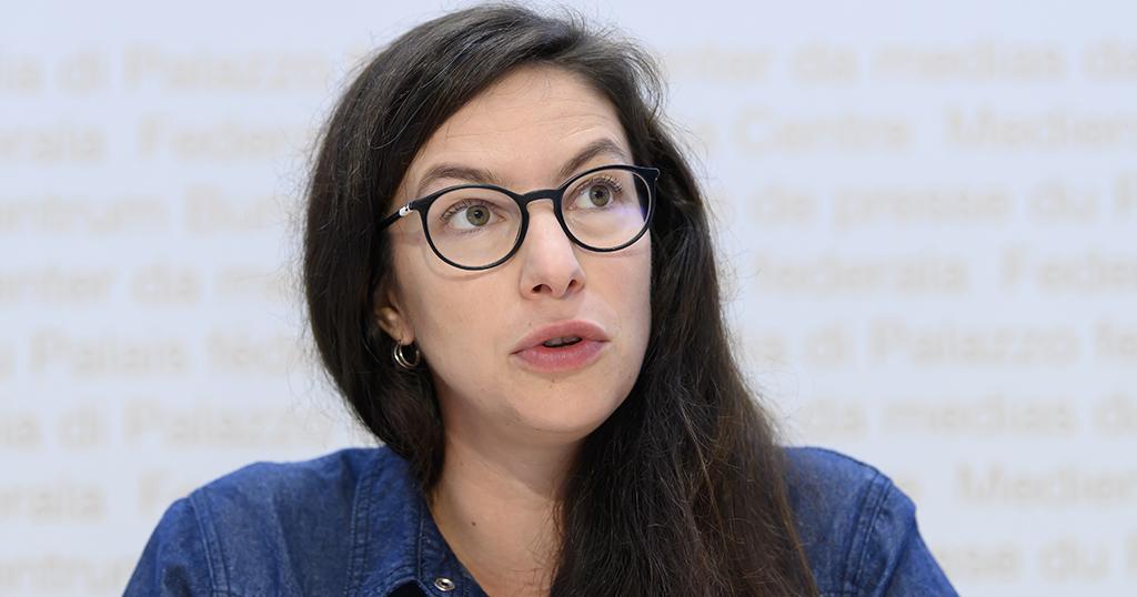 Les vacances de Céline Vara à Oman soulèvent la question du devoir d'exemplarité des élus - rts.ch