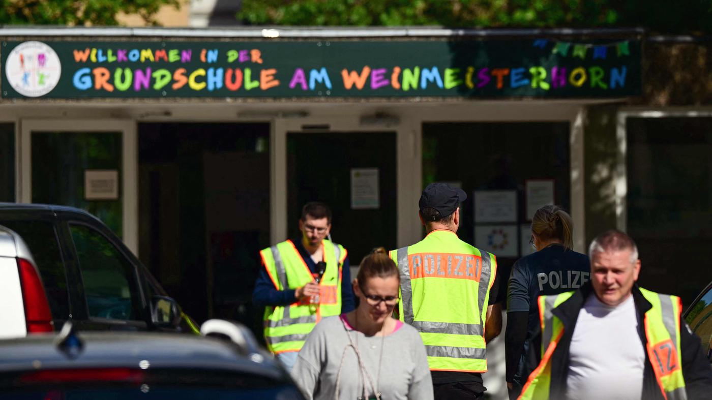 13-Jähriger ist nach Messerattacke an Spandauer Grundschule weiter flüchtig