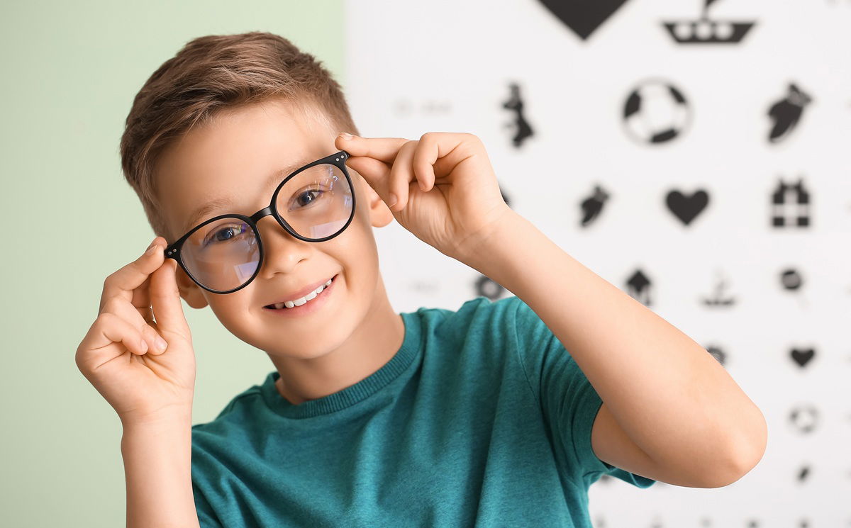Spain to offer free glasses for kids « Euro Weekly News