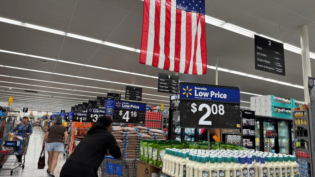 Walmart's restored 'basket fee' unrelated to tariffs, company claims