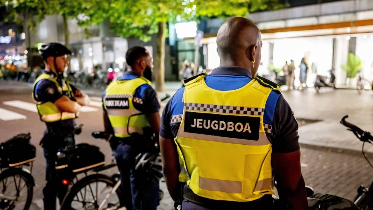 Boa's mogen binnenkort geen religieuze symbolen meer dragen