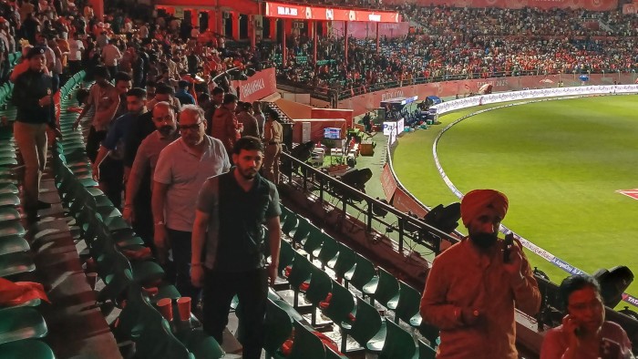 India halts IPL cricket tournament as conflict with Pakistan heats up