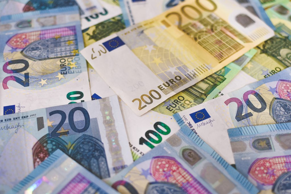 ARDAL: Slovensko si v májovej aukcii dlhopisov požičalo 607 miliónov eur
