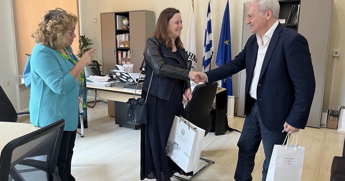 Συνάντηση του Δημάρχου Ηρακλείου Αλέξη Καλοκαιρινού με την νέα Γενική Προξένο της Γαλλίας