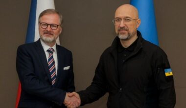 Ukraine and Czechia agree to cooperate on training Ukrainian F-16 pilots