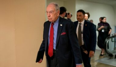 Bipartisan senators call for Russia to return kidnapped Ukrainian children