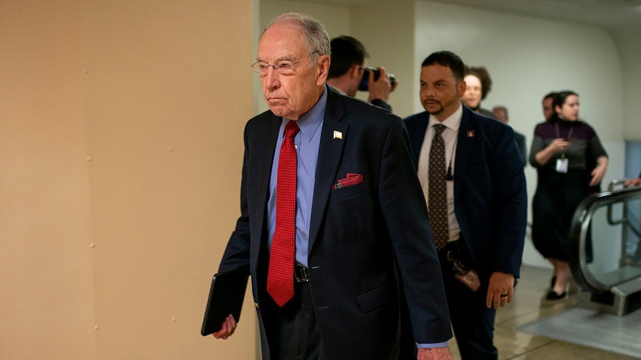 Bipartisan senators call for Russia to return kidnapped Ukrainian children