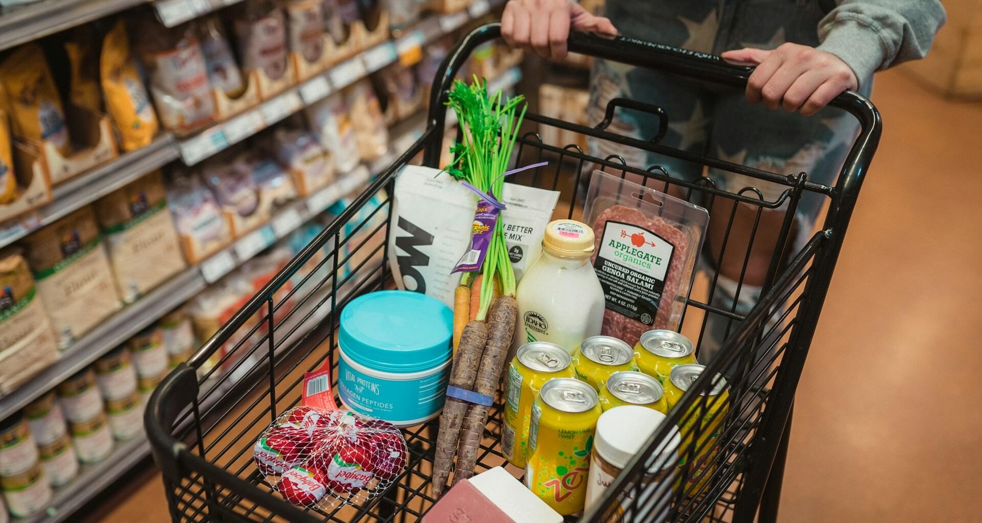 Is life cheaper beyond Komárom? – Hungarian shoppers flock to Slovakia to save money