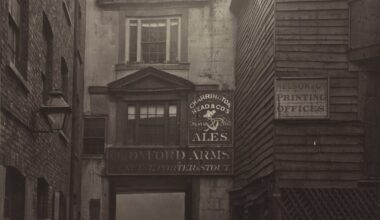 Photos from the Society for Photographing Relics of Old London
(1875-86)