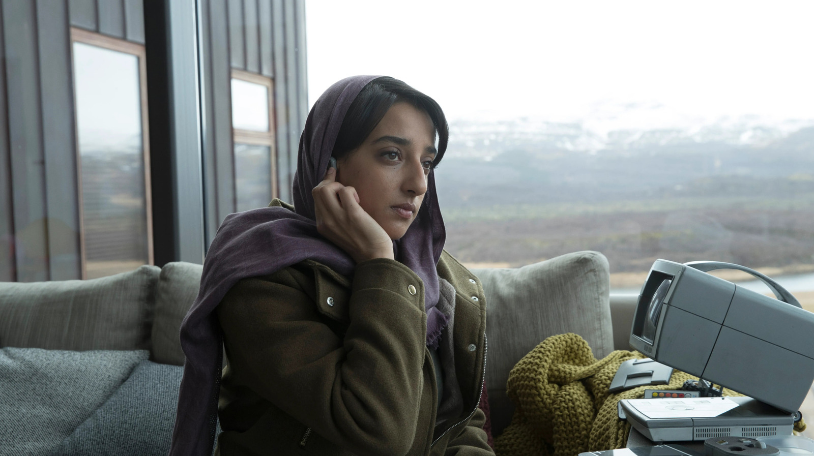 Black Mirror's Most Violent (But Gorgeous) Episode Originally Had A Different Setting