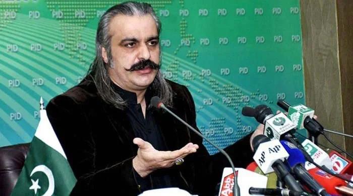 KP won't join IMF negotiations if govt bars meetings with Imran: CM Gandapur