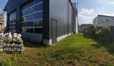 Laaanger Garten neben großer Halle und keine Ideen...