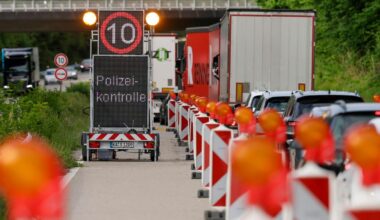 Germany tightens border policy in ‘signal’ to world, interior minister says