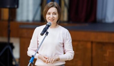 Moldovan leader Maia Sandu backs Nicușor Dan in Romanian presidential runoff, urges citizens to vote
