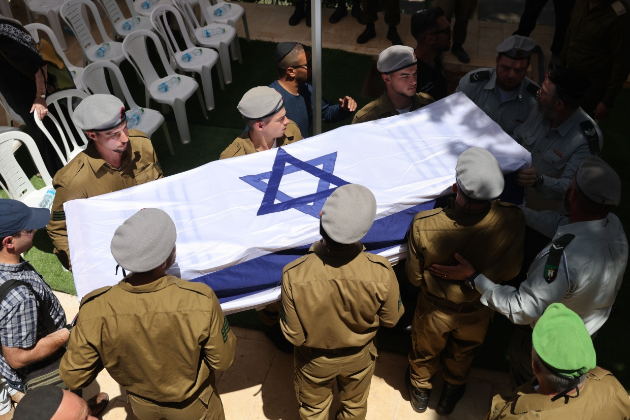 Militärische Stärke und demographische Schwäche: Begräbnis eines im Gaza-Streifen getöteten israelischen Soldaten