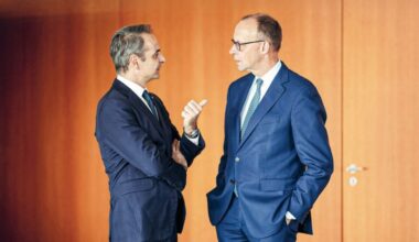 German, Greek PMs stay tough on migration