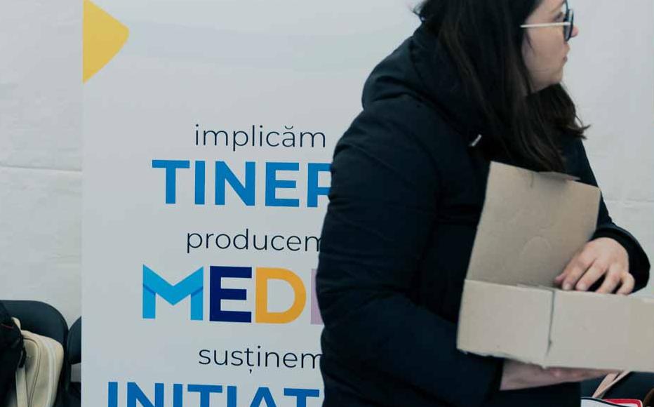 IWPR and local Moldovan partners joined a lively programme of events in central Chișinău to mark Europe Day and celebrate the country’s growing partnership with the EU.