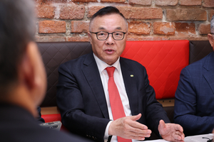 KHNP vows cost-effective nuclear build, eyes European markets