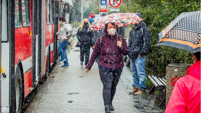 Rozmanitý začátek května: Česko zasáhnou bouřky, přízemní mrazíky, ale i sněžení