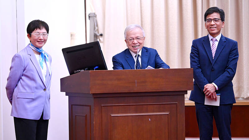 Central bank official outlines US Treasuries strategies