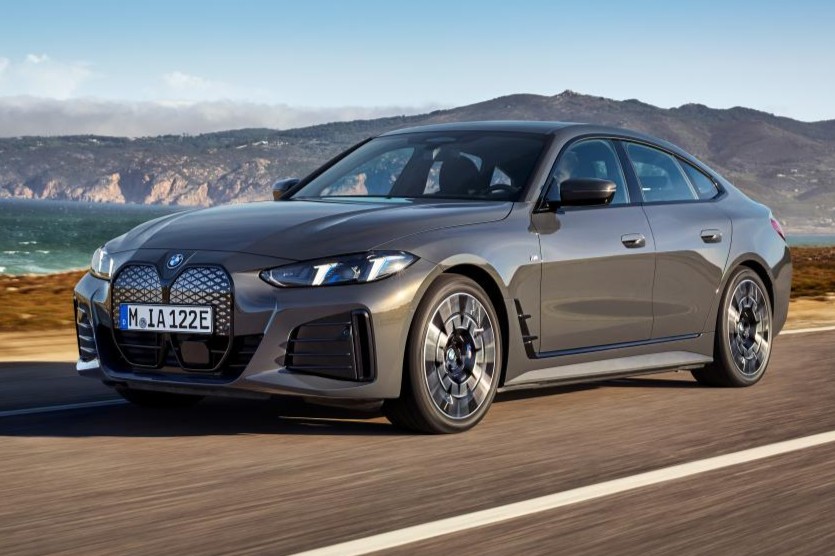 Νέα BMW i4 M60 xDrive, ξεπέρασε τους 600 ίππους, ποια M4 CS...