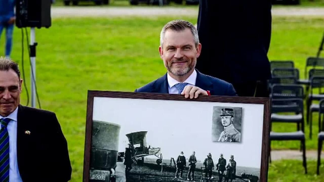 Prezident Pellegrini navštívil miesto Štefánikovho posledného štartu. Zdôraznil jeho odkaz pre Slovensko