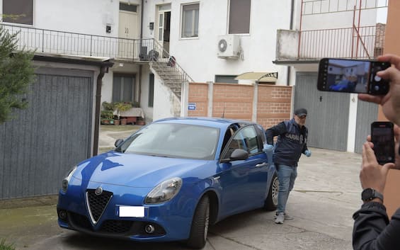 Delitto di Garlasco, i carabinieri a casa di Andrea Sempio: le ultime news. LIVE