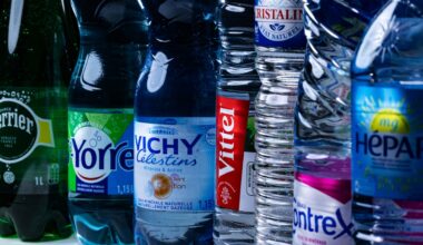 L'eau en bouteille d'une célèbre marque doit absolument être mise aux normes: on vous explique pourquoi