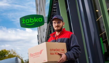 Żabka i Poczta Polska zawarły sojusz. To może być koniec długich kolejek!