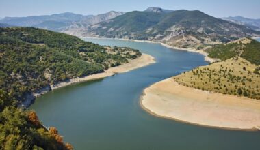 Подписана е съвместна декларация с България за водите на р. Арда
