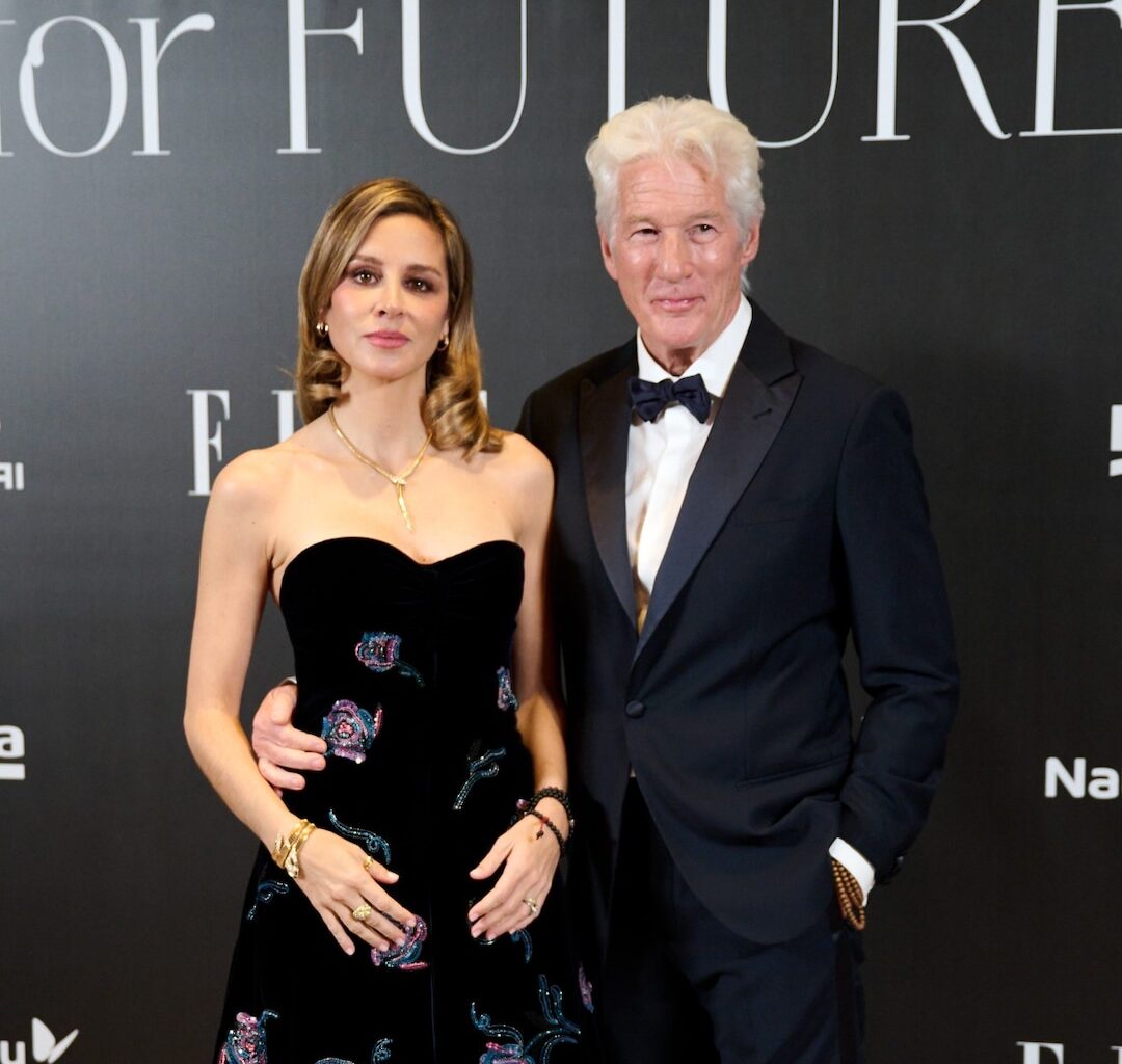 Richard Gere, Alejandra Silva Returning to U.S. From Spain