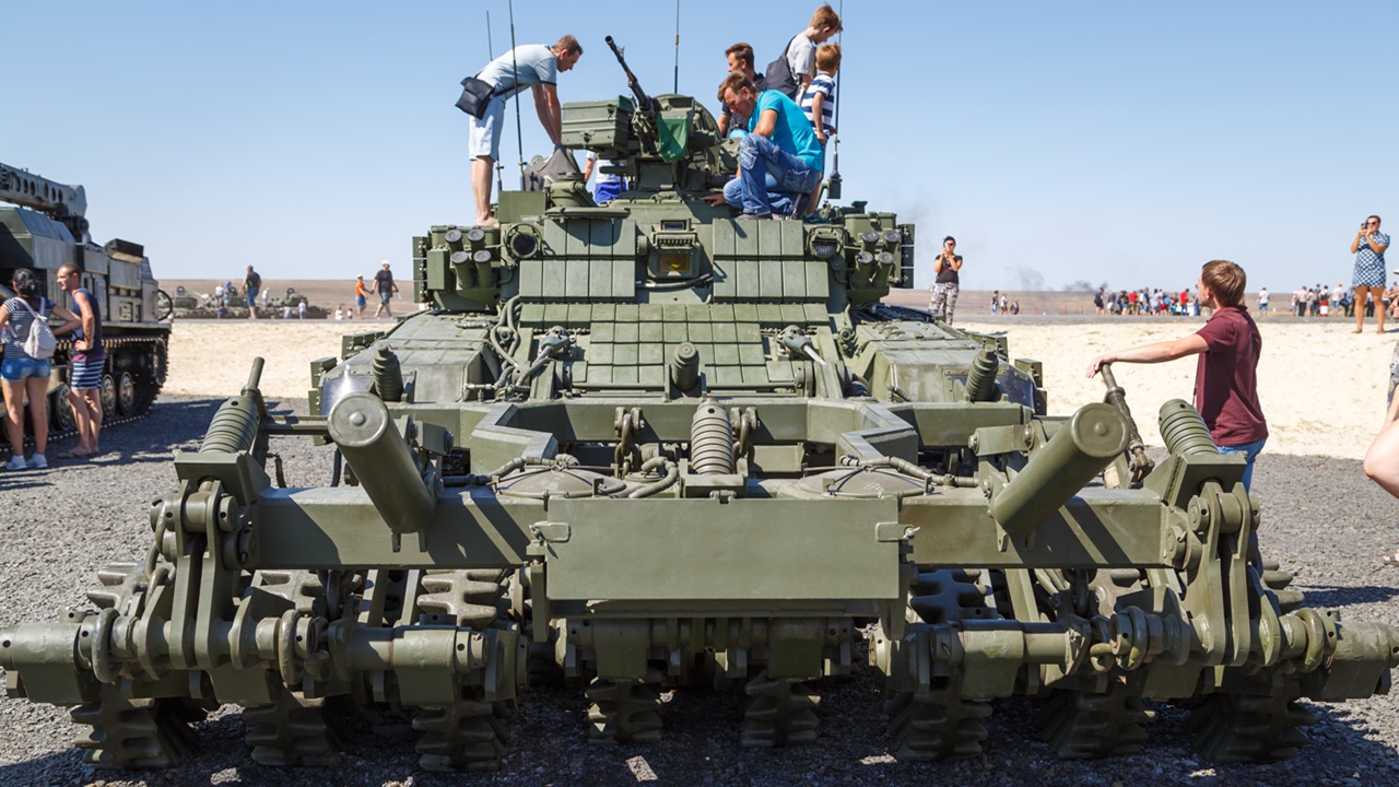 A Russian BMR mine-clearing tank.